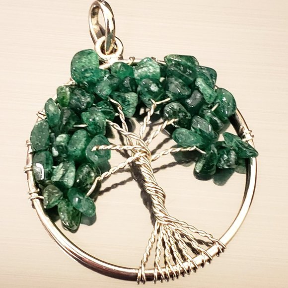 Sterling Silver Jade Emerald Green Semi-Precious Stone Tree of Life Pendant - Picture 1 of 8